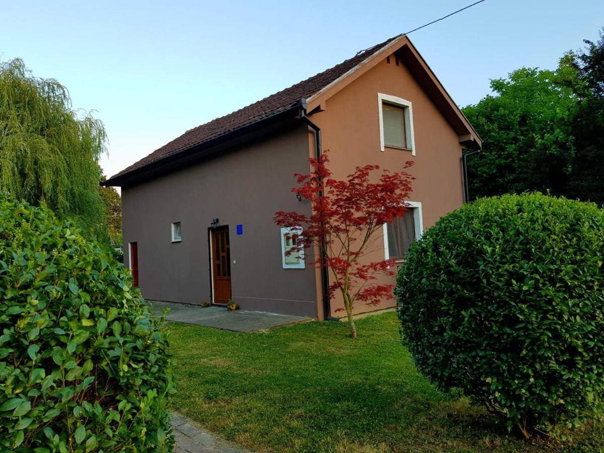 Vila Kuca Za Odmor Rubic Vinkovci Exteriér fotografie
